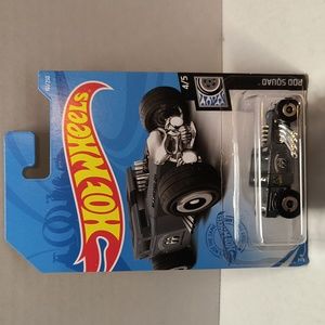 D11  hot wheels bone shaker with shipping protector
